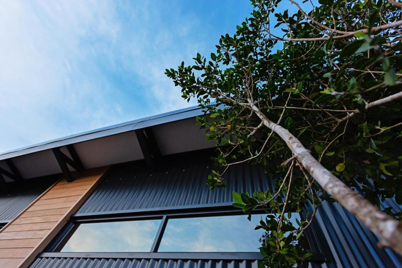 Edge Of Eden Apartment Wilderness Exterior photo